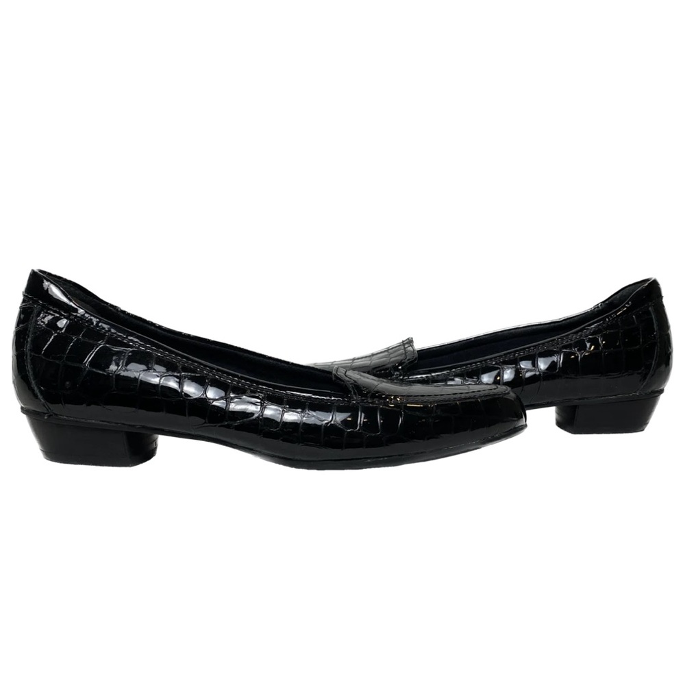 Clarks Everyday Croc Embossed
Patent Leather Loafers, NEW, Size 7.5 - Picture 5 of 16